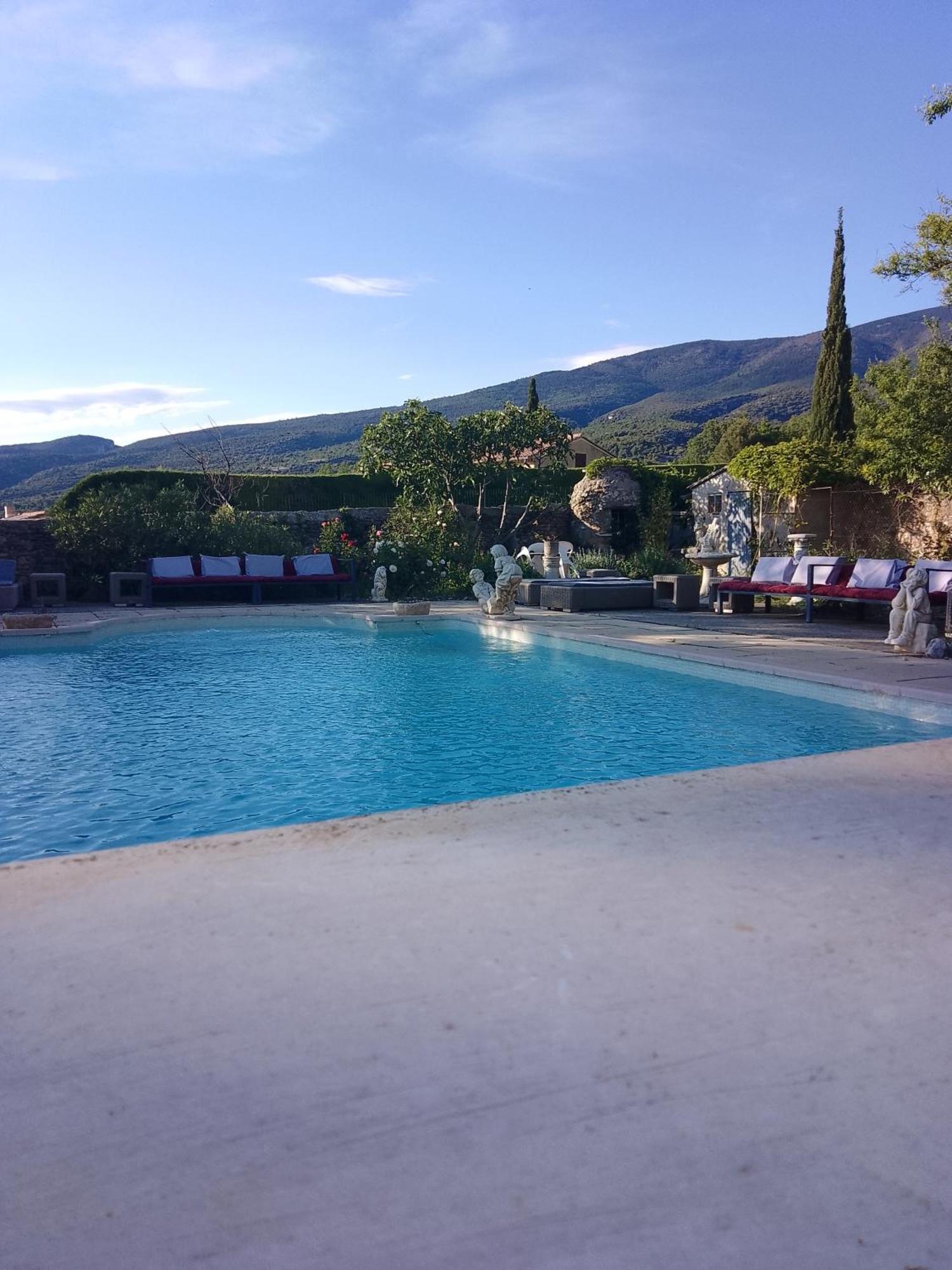 Les Gites Du Mont Ventoux 베두엥 외부 사진